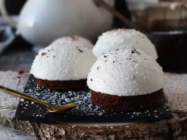 Recept Čokoládovo-kokosový dezert, ktorý sa rozplýva a zároveň je chrumkavý!