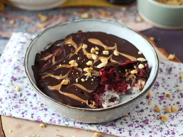 Recept Nočné ovsené vločky červené ovocie a čokoláda, zdravé a sýte raňajky!