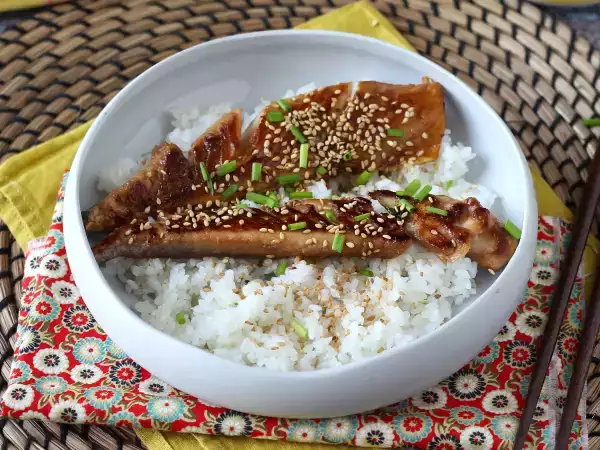Recept Ako sa pripravujú makrely? vyskúšajte tento recept so sójovou omáčkou a medom!
