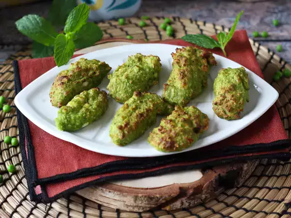 Recept Hráškové a feta mäsové guľky vo fritéze: chutné a veľmi rýchle na prípravu!
