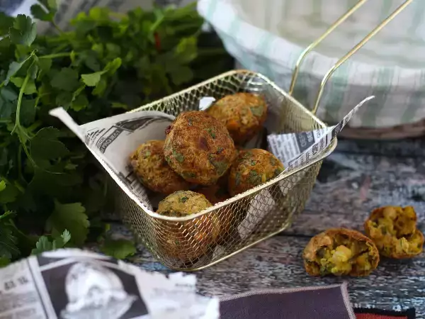 Recept Falafely vo fritéze air fryer pre chrumkavé výsledky bez vyprážania!