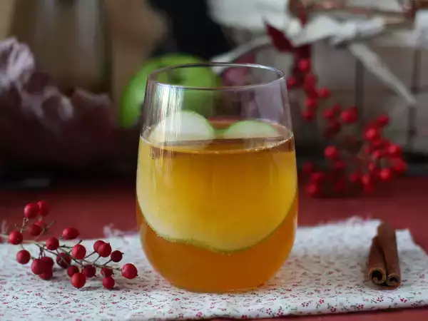 Recept Pumpkin spritz, pikantný koktail s tekvicovým sirupom!