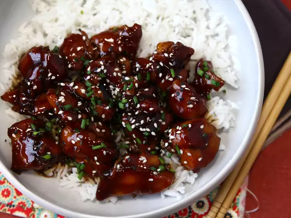 Recept Teriyaki kura, sladká a pikantná japonská omáčka, ktorú si zamilujete!