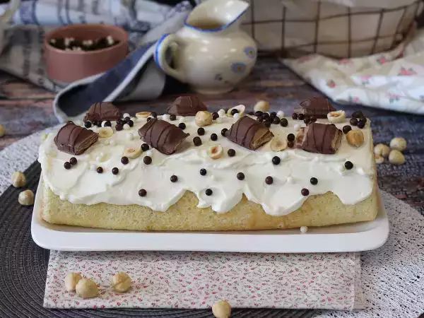Recept Jednoduchá roláda s príchuťou kinder bueno, ideálna ako narodeninová torta alebo vianočný špalček!