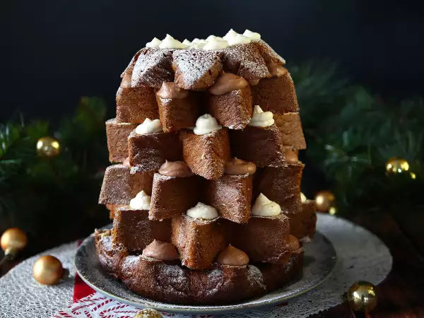 Recept Brioška pandoro plnená krémom nutella a vanilkovým krémom v tvare vianočného stromčeka