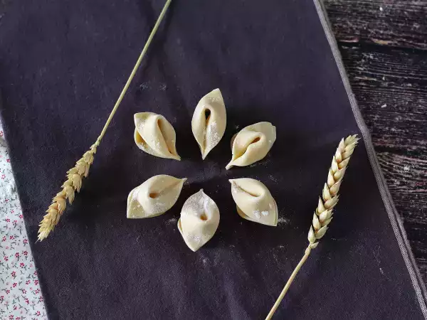 Recept Ako pripraviť domáce cestoviny: sorpresine, pekné malé cestoviny