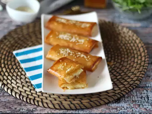 Recept Feta saganaki, grécky recept na chrumky z fety a medu