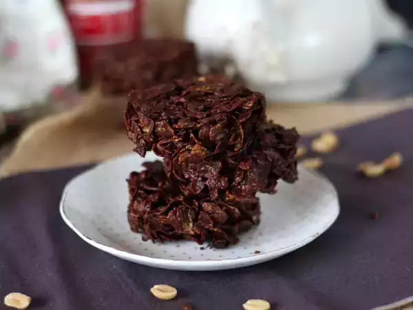Recept Extra chrumkavé arašidové čokoládové pieskové ruže