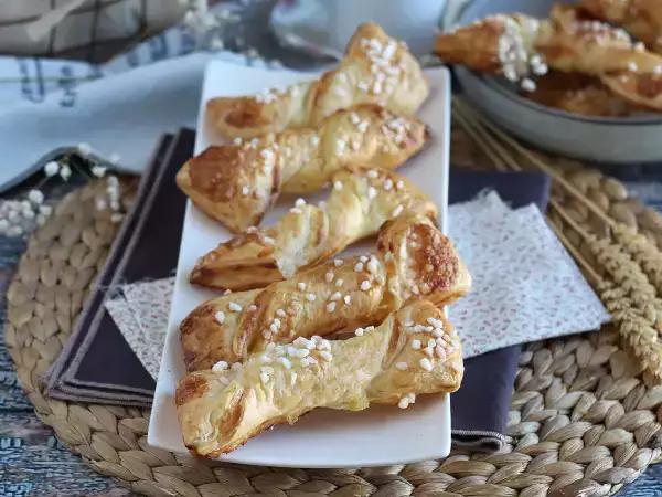 Recept Zákruty z lístkového cesta s vanilkovým krémom