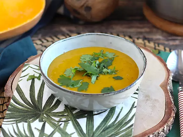 Recept Polievka z maslových orechov a koralovej šošovice