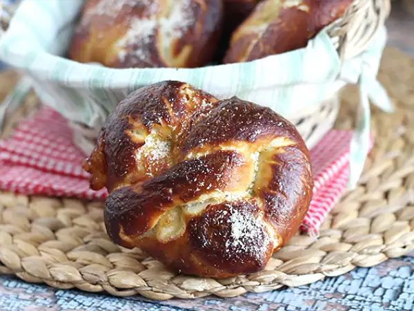 Recept Mozzarella a rozmarínové praclíky