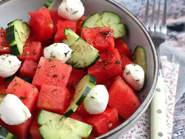 Recept Šalát z melóna a uhoriek