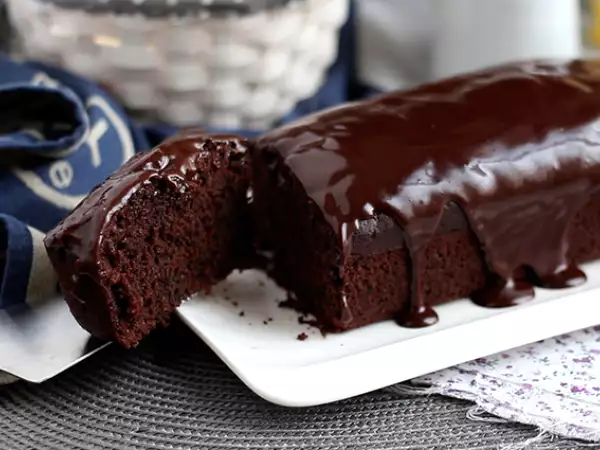 Recept Majonézový a čokoládový piškótový koláč