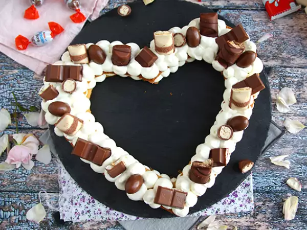 Recept Srdcový koláč au kinder - kinder srdcový koláč na valentína