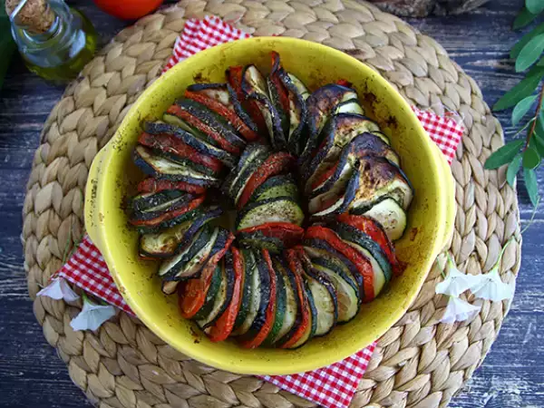 Recept Veľmi jednoduchý provensálsky zeleninový tian