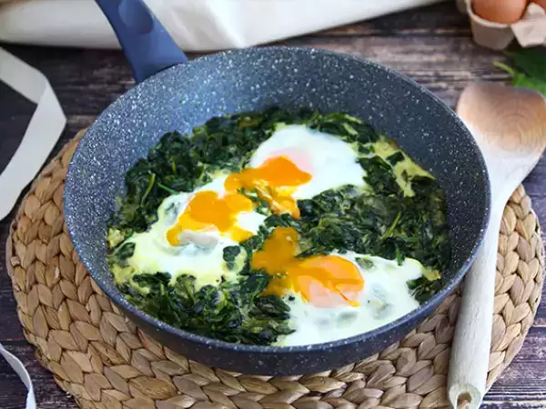 Recept Špenát na smotane a vajcia