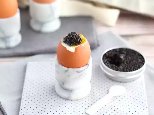 Recept Vajcia na mäkko s kaviárom