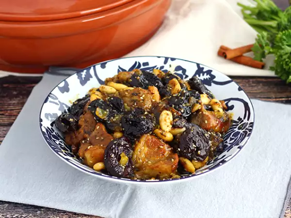 Recept Jahňací tajine so sušenými slivkami (postup a video)
