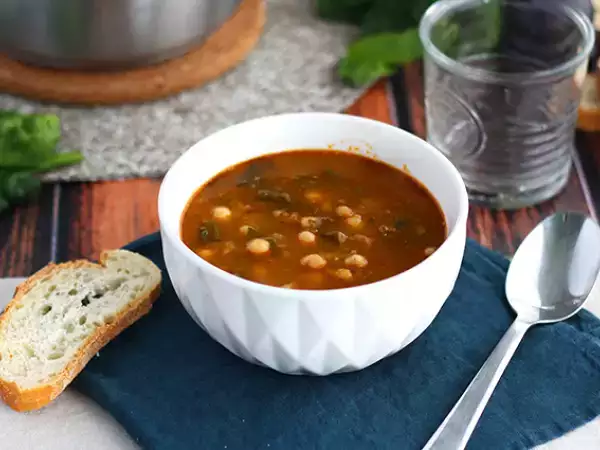 Recept Cícerová polievka so špenátom