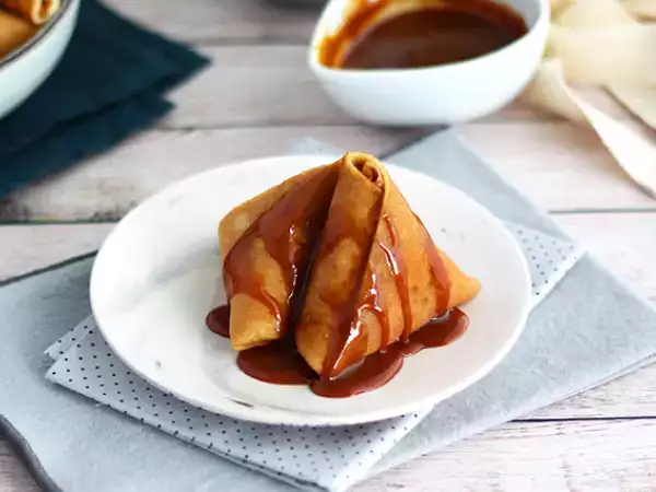 Recept Palacinky samoussas s karamelizovanými jablkami