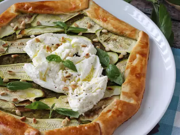 Recept Koláč s pestom a cuketou: jednoduchý recept, ktorý vonia ako leto!