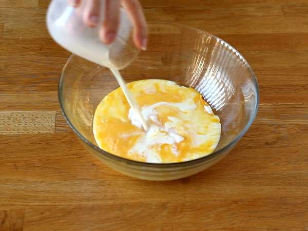 Vlhká a chrumkavá Brioche perdue - Príprava krok 1
