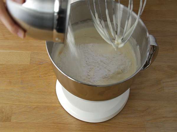 Trojmliečny koláč Tres Leches - Príprava krok 3