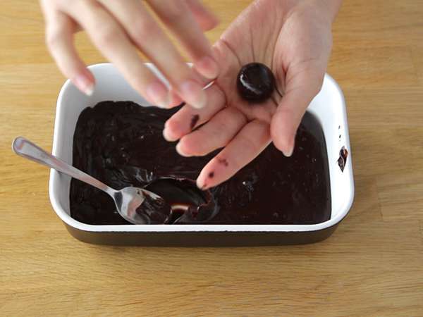 Brigadeiro, malé brazílske sladkosti - Príprava krok 4