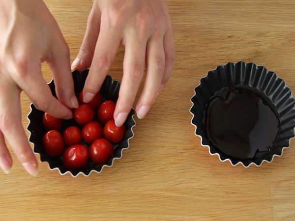 Cherry paradajkové koláče tatin - Príprava krok 3