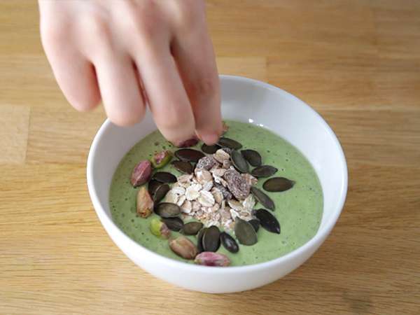 Smoothie misa kiwi mäta špenátové výhonky - Príprava krok 3