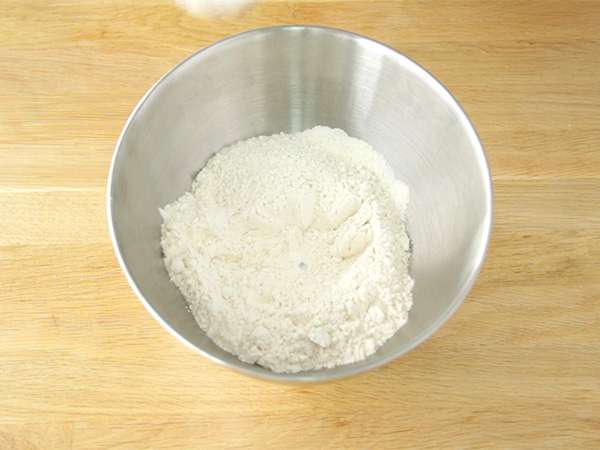 Rýchle a jednoduché palacinkové cesto - Príprava krok 1