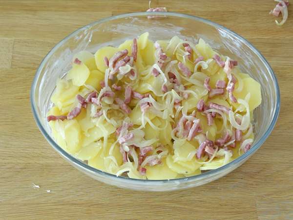 Tradičný savojský tartiflette - Príprava krok 3