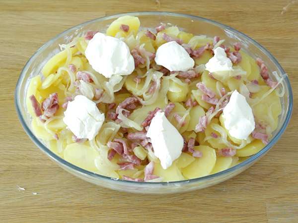 Tradičný savojský tartiflette - Príprava krok 4