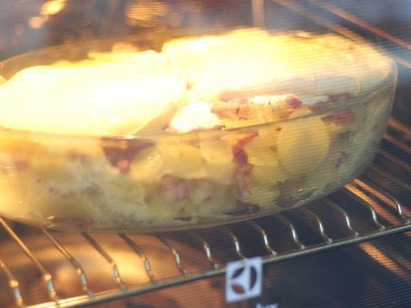 Tradičný savojský tartiflette - Príprava krok 6