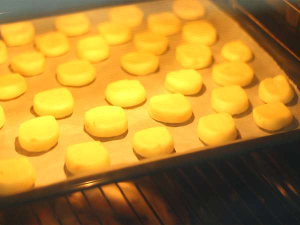 Makrónky z foie gras s quenelles - Príprava krok 2