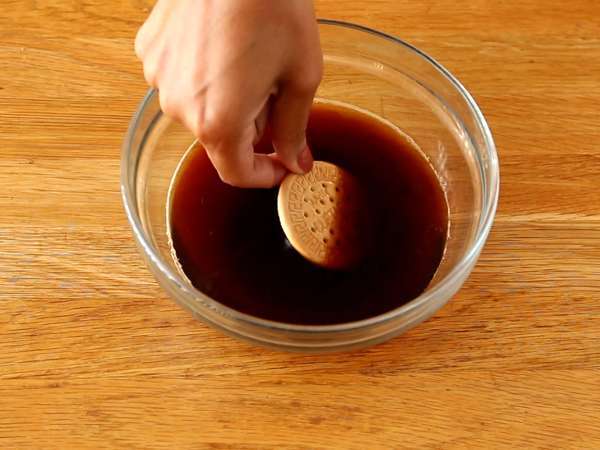 Portugalský sušienkový koláč, bolo de bolacha - Príprava krok 2