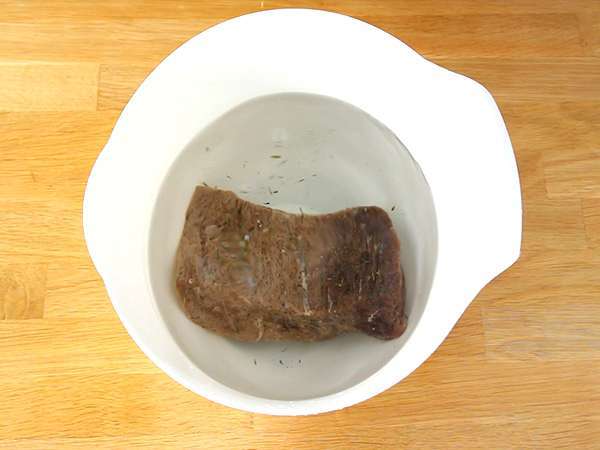 Bündnerfleisch alebo sušené hovädzie mäso - Príprava krok 3