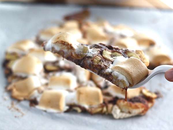Sladká banánová a čokoládová pizza - Príprava krok 5