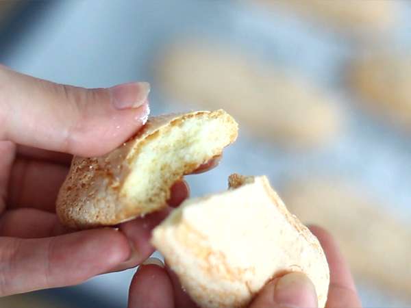 Jednoduché bezlepkové piškótové sušienky - Príprava krok 8