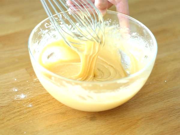 Čerešňový clafoutis, mimoriadne roztápajúca sa klasika - Príprava krok 1