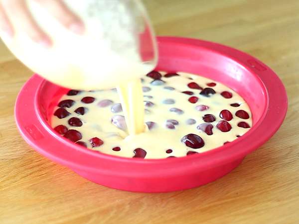 Čerešňový clafoutis, mimoriadne roztápajúca sa klasika - Príprava krok 3