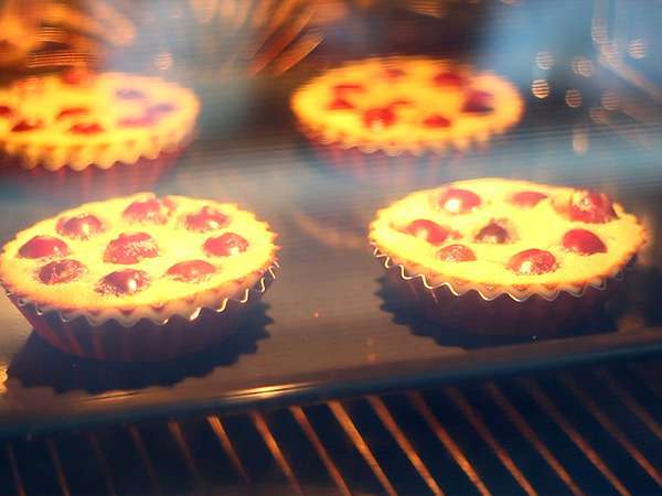 Bezlepkový mini čerešňový clafoutis - Príprava krok 4