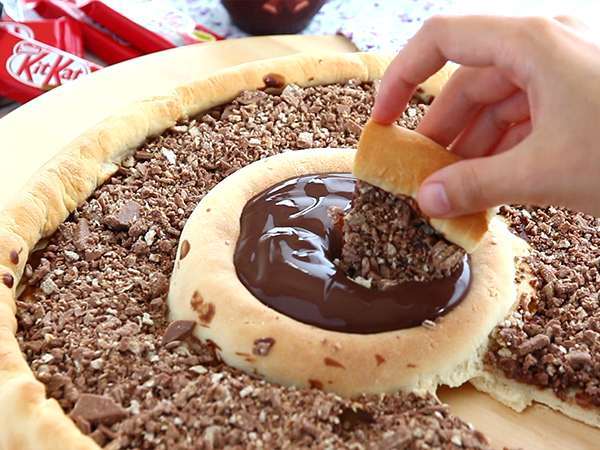 Pizza s Kit Kat a jogurtom Čokoláda Danette - Príprava krok 6