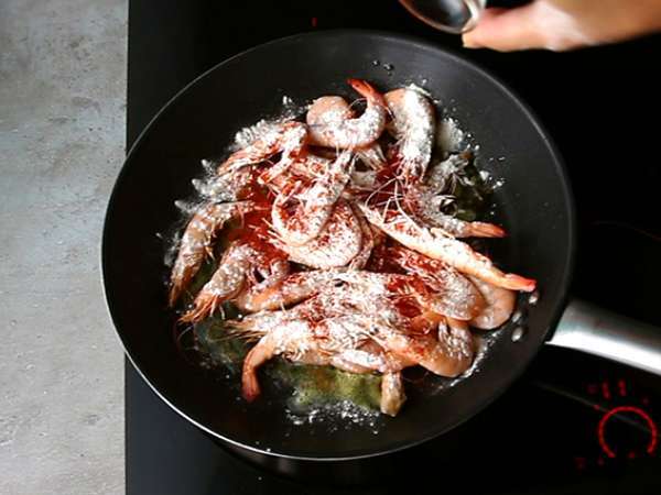 Krevety flambované vo whisky, podrobný recept - Príprava krok 1