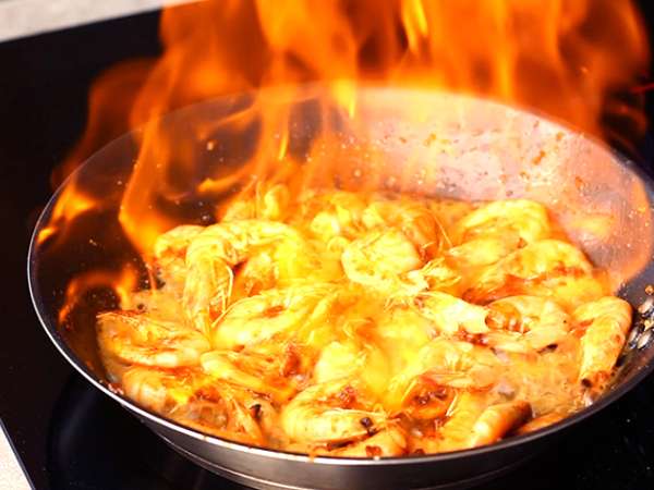 Krevety flambované vo whisky, podrobný recept - Príprava krok 3