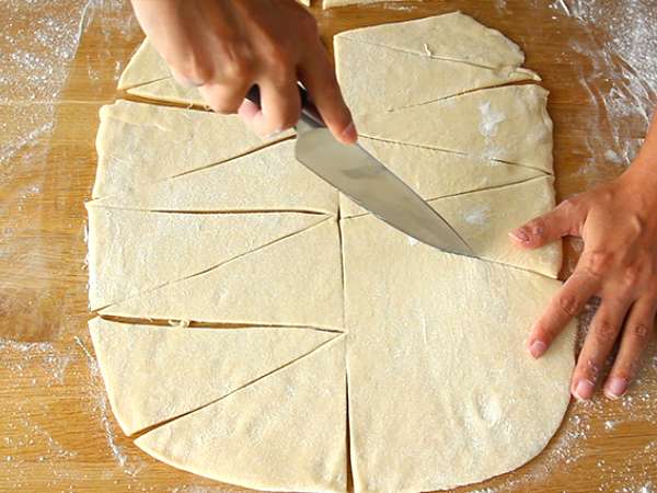 Croissanty s kondenzovaným mliekom - Príprava krok 4