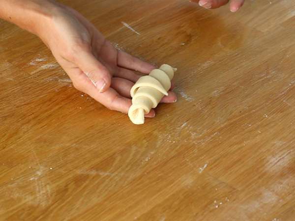 Croissanty s kondenzovaným mliekom - Príprava krok 5