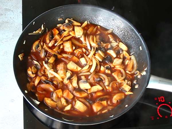 Rýchle a jednoduché hovädzie mäso Stroganoff - Príprava krok 4