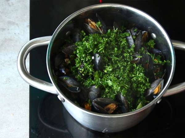 Moules marinières, jednoduchý a chutný recept - Príprava krok 4