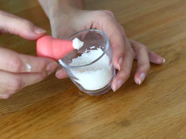 Meringues Santa klobúky - Príprava krok 5